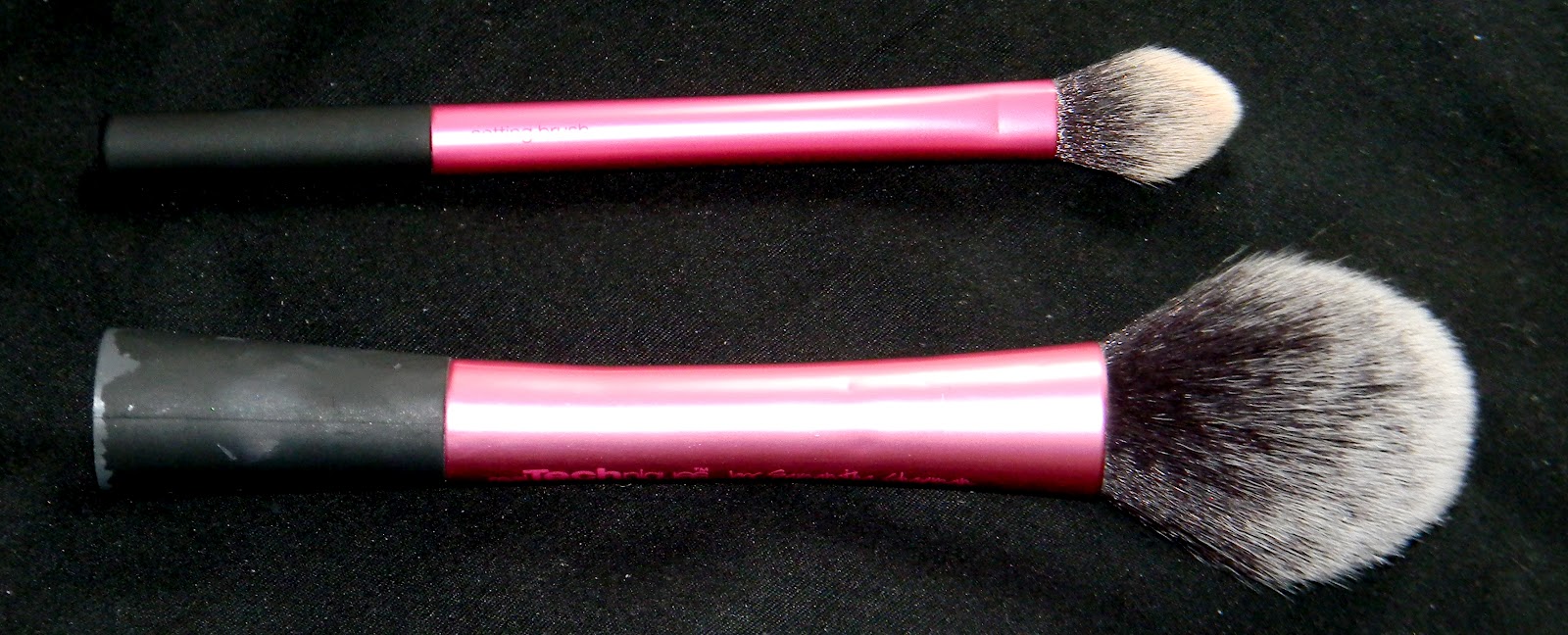 Beauties in Bloom Real Techniques Blush & Setting Powder Brushes