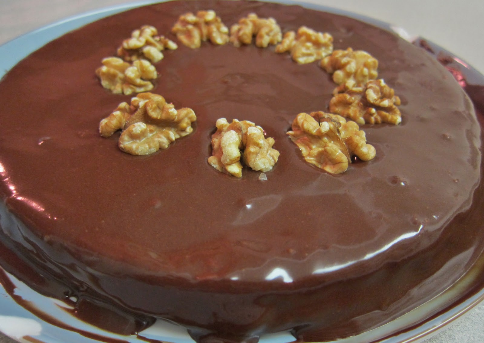The Vegan Chronicle: Chocolate-Walnut Cake