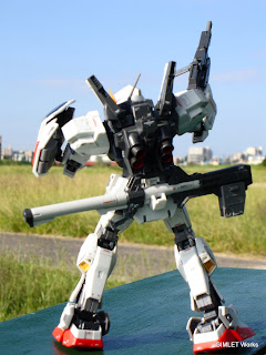RG 08 RX-178 ガンダムMK-Ⅱ(エゥーゴ) 背面