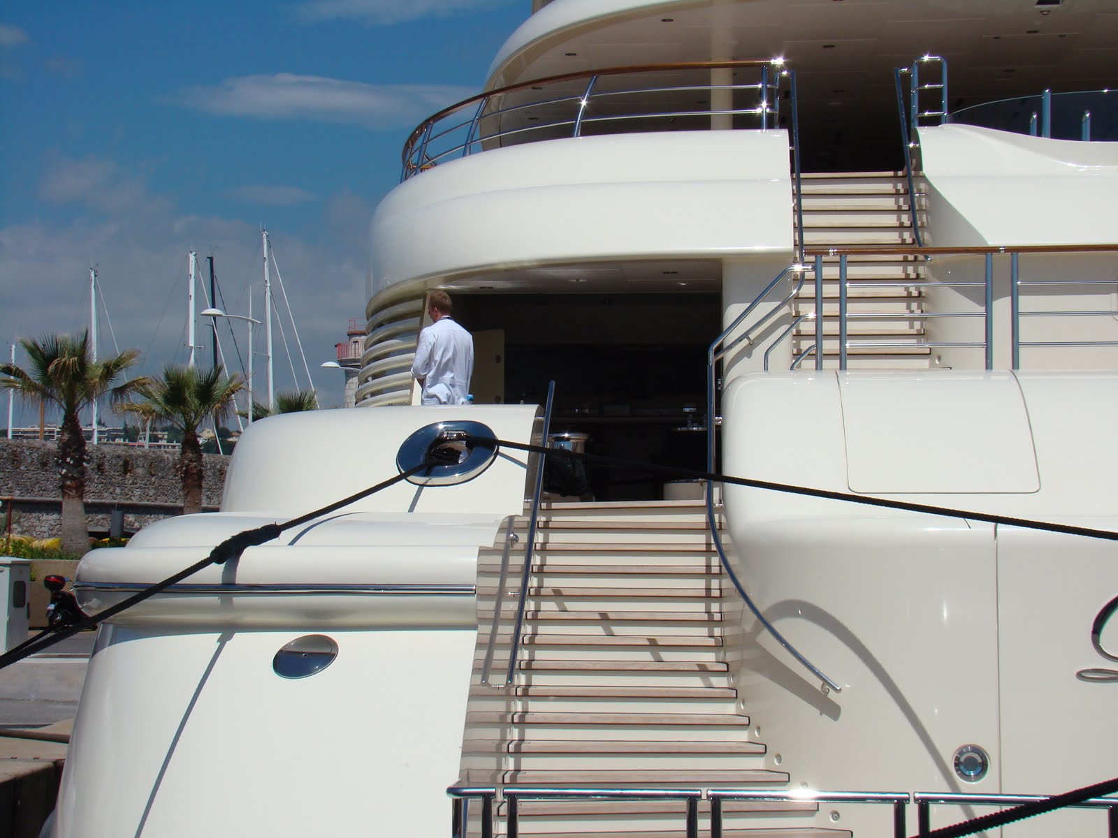M Y Dilbar