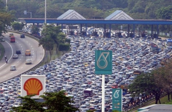 taiwan new year traffic seniorsaloud waiting in vain for visitors during taiwan new year traffic seniorsaloud waiting in vain for visitors during