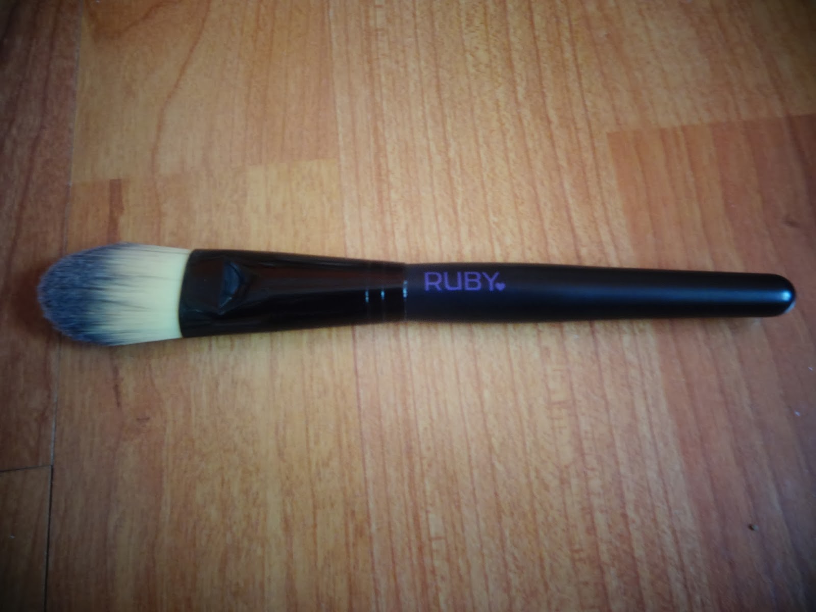 inexpensive ruby makeup brushes 
