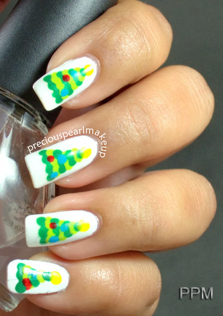 preciouspearlmakeup Christmas Tree nail art and Tutorial