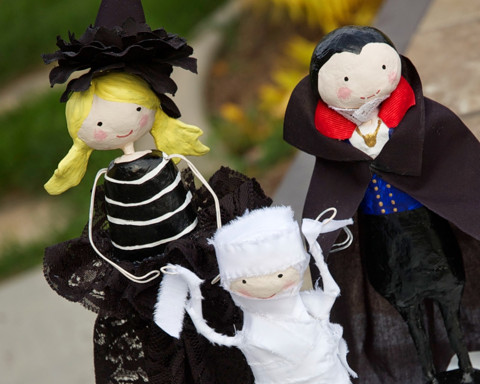 restlessrisa Halloween Paper Clay Doll Tutorial