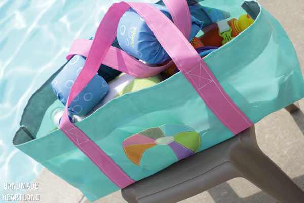 DIY Perfect Pool Bag made with oly*fun