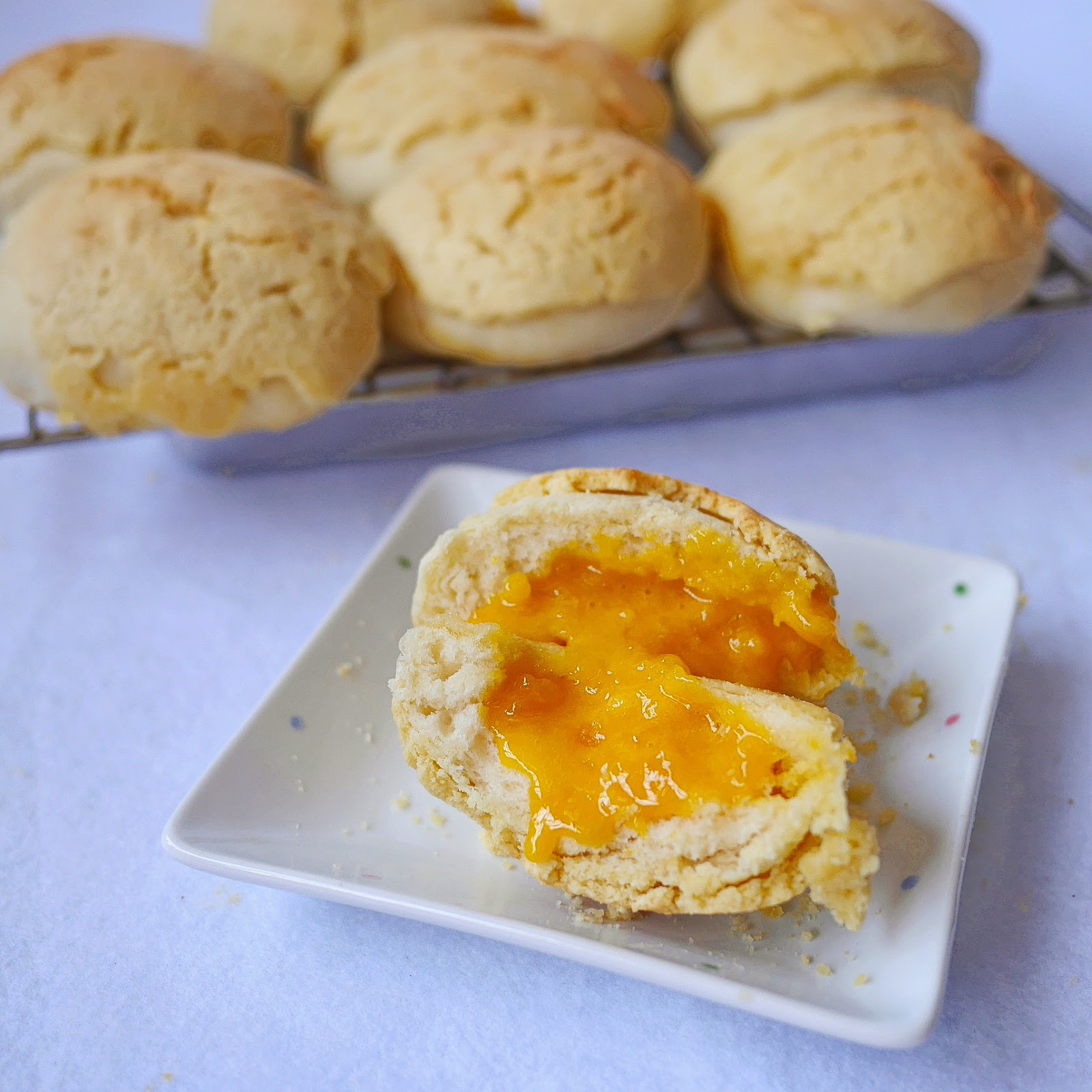 yellowfingers {Recipe} Baked Bo Luo Liu Sha Buns (Pineapple buns with Salted Egg Yolk filling)