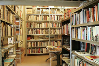 MiCamera bookstore