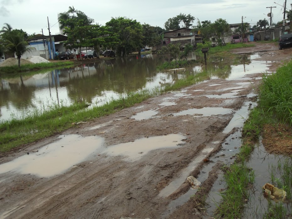 MACAPÁ-AMAPÁ NÃO É UM PARAISO, 10.03.2016 DEPOIS DA CHUVA, ÁGUA FÉTIDA, LIXO E FEZES