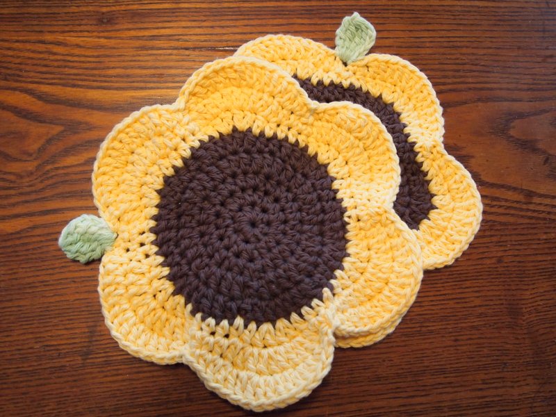 yarnaway a crochet scrapbook sunflower dishcloths