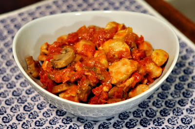 Simple Chicken Cacciatore - Photo by Taste As You Go