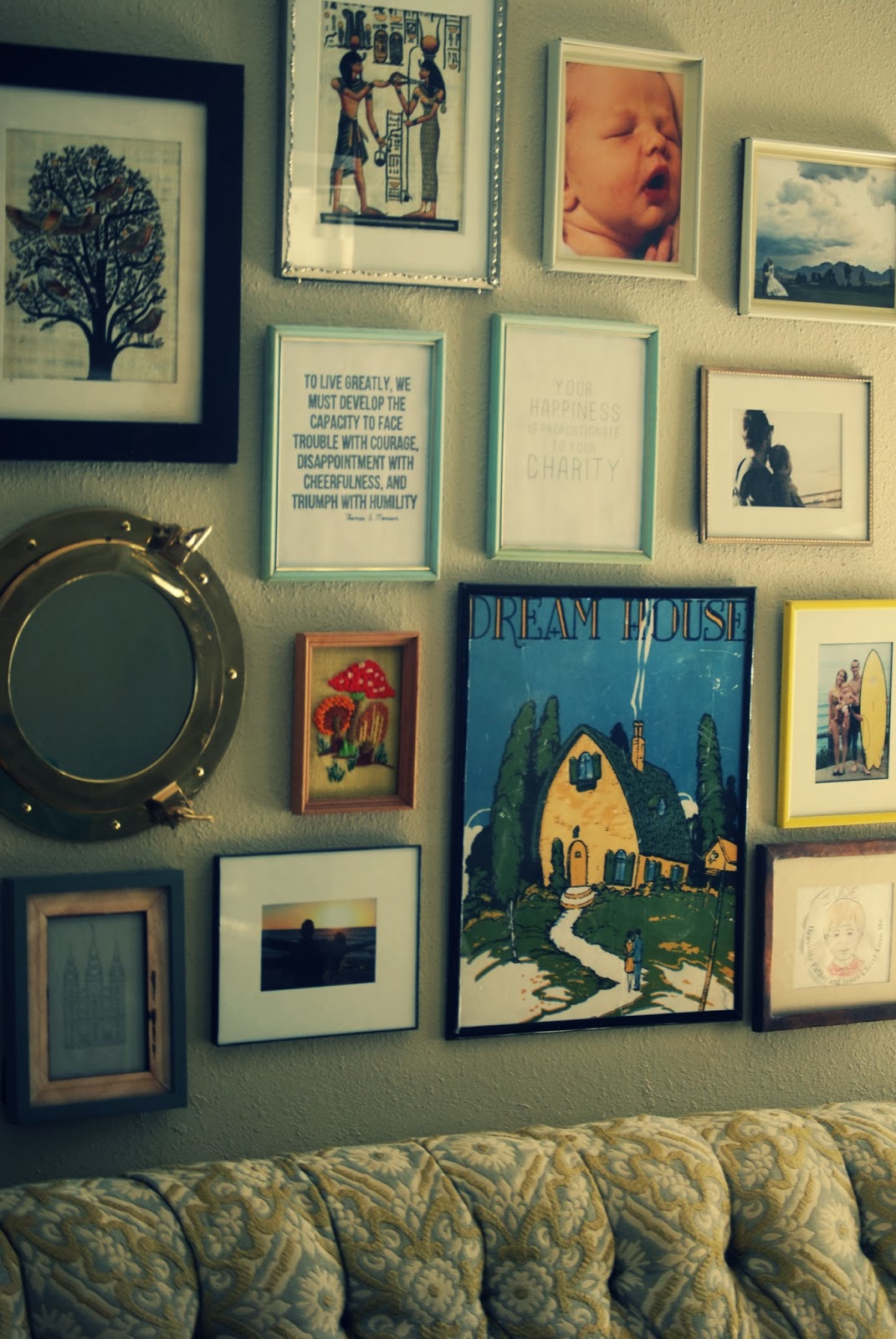 2000&peach tips for a collage wall on a budget &a living room sneak peak!