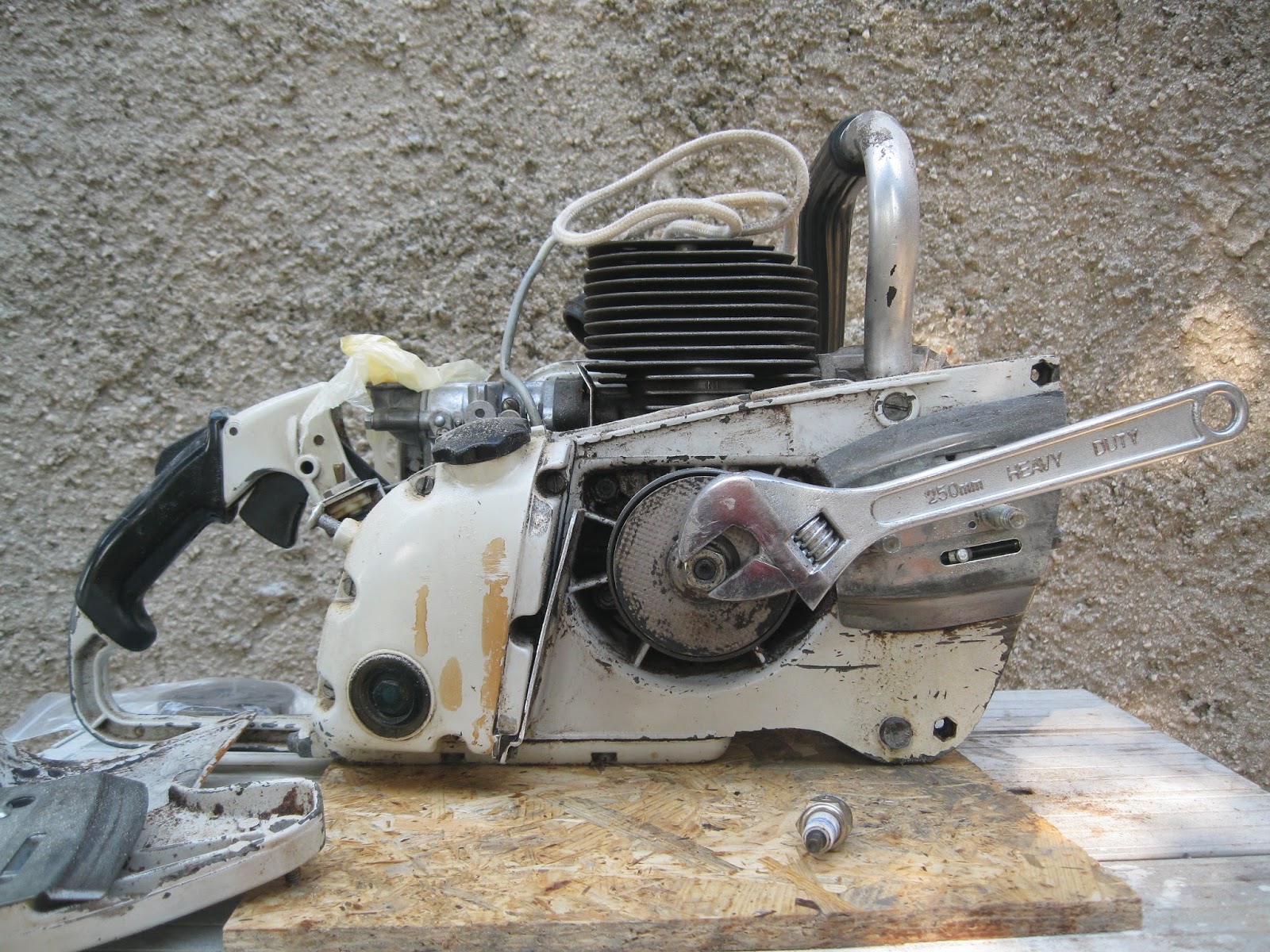 Stihl 070 clutch replacement