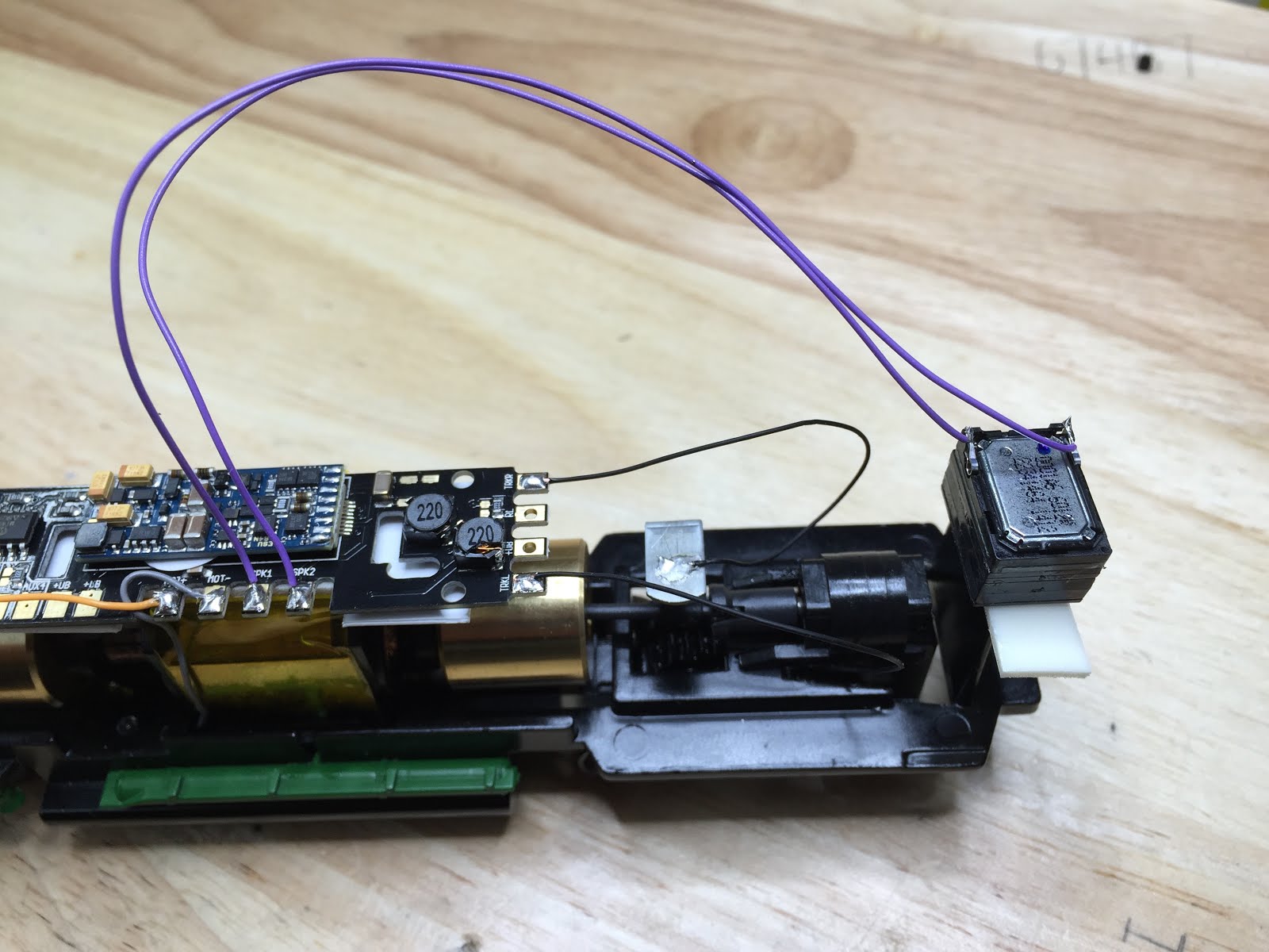 Installing my first lot of ESU LokSound Select Direct decoders
