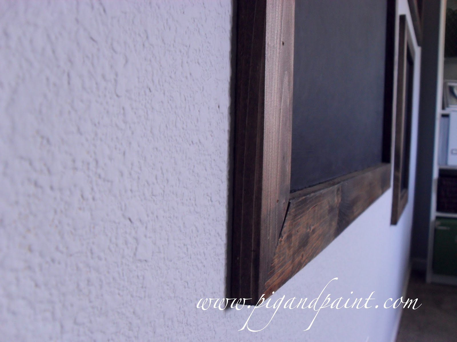 6 Creative Ways to Use Wallpaper and Wall Liner