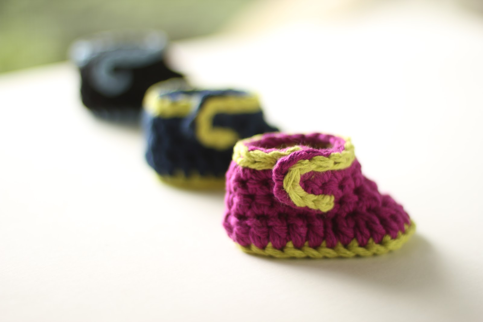 Ball Hank n' Skein Itty Bitty Baby Booties