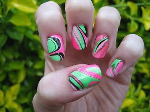 Easy Marbled Nails