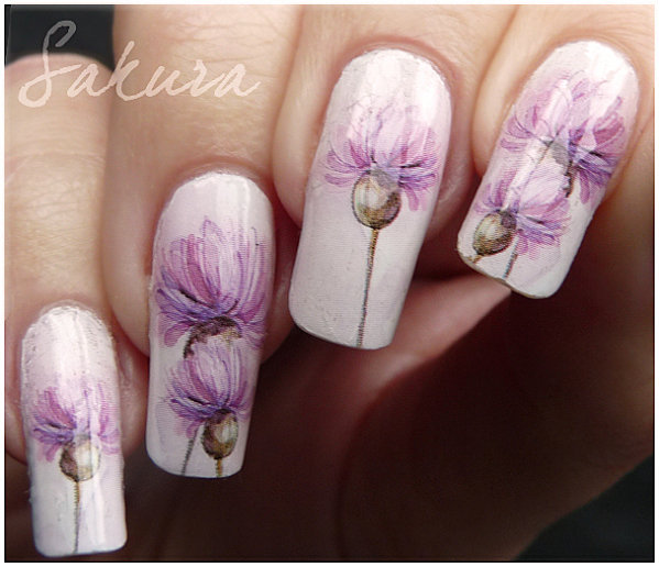 Nail art: Water decals nail art Nail art: Water decals nail art