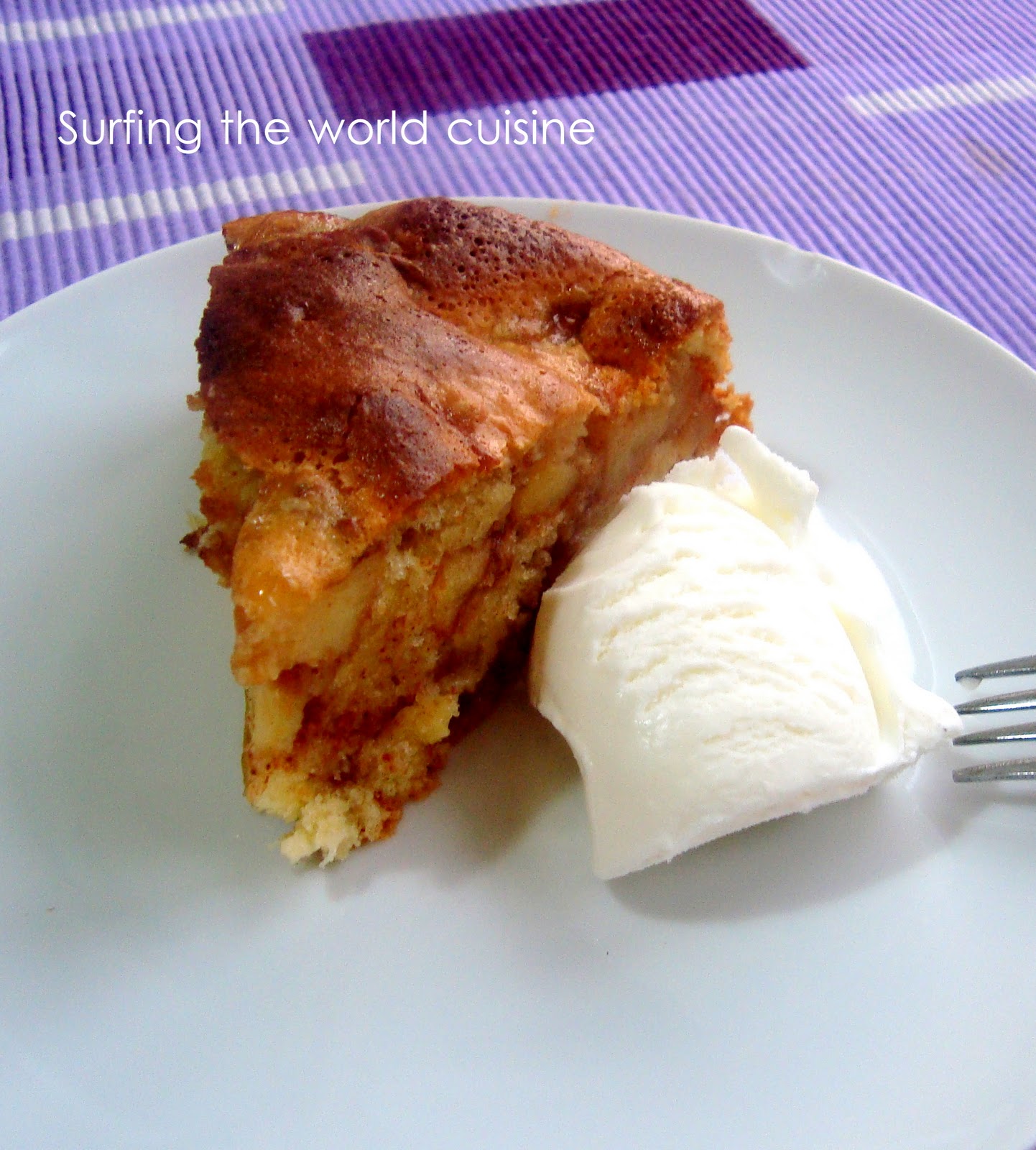Lithuanian Style Apple cake / Lietuviško stiliaus obuolių pyragas