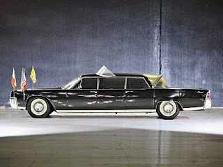 Former Popemobile Goes On Sale For $350,000 1