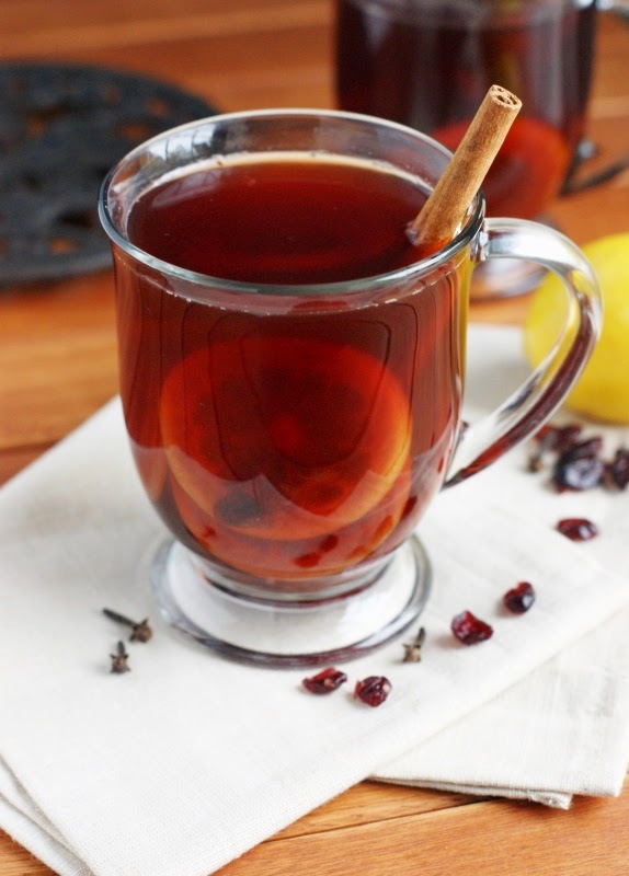 Holiday Mulled Cranberry Tea | The Kitchen is My Playground