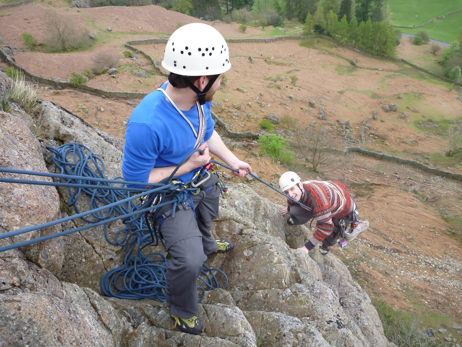 Outdoor Courses for Scrambling, Climbing, Kayaking & Mountain