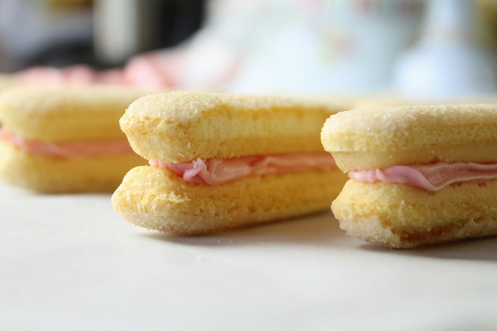 Lick The Spoon Strawberry Creme Fingers