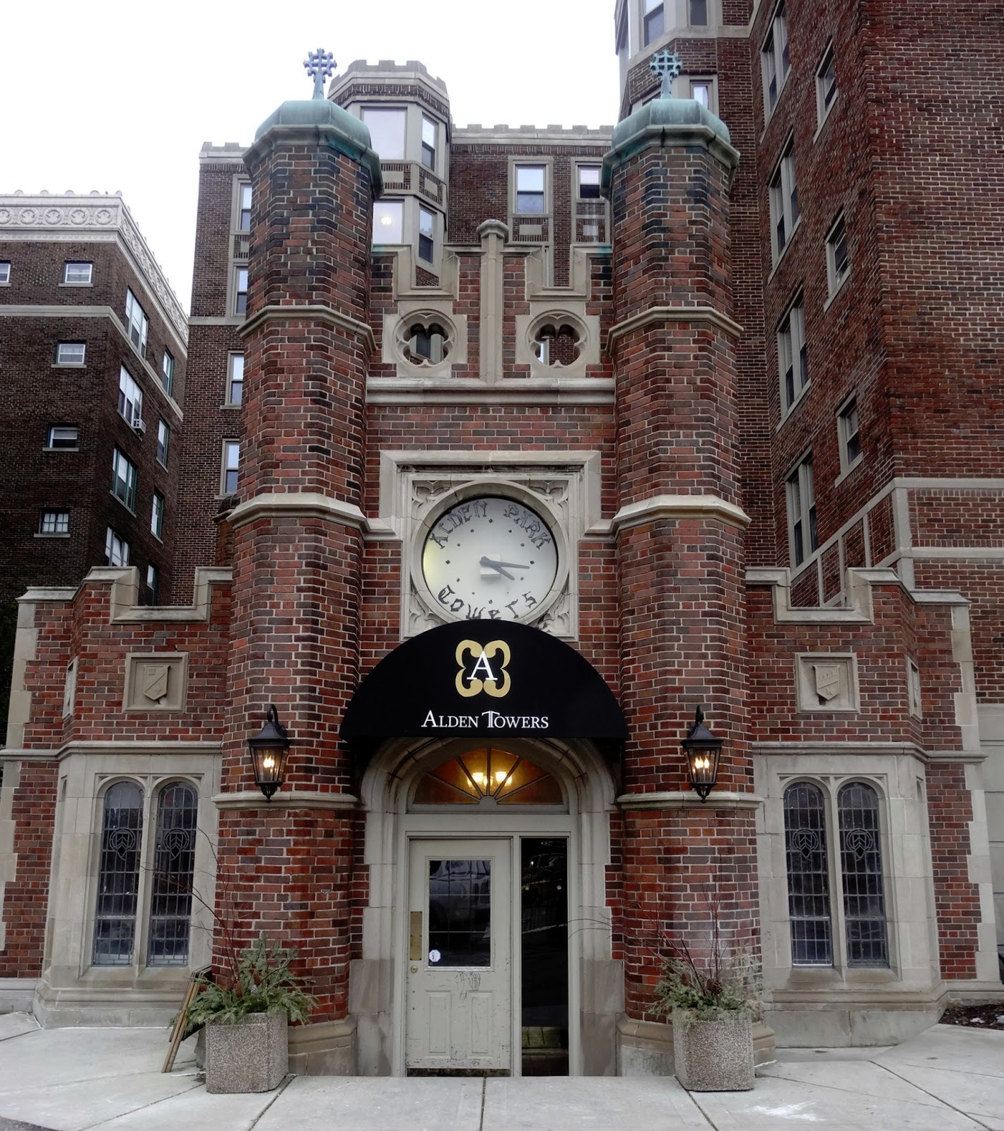 Ghetto Homes and Gardens-Detroit : HIDDEN TREASURES...ON DETROIT'S GOLD