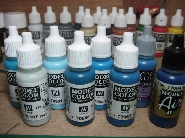 Don Suratos aka DC23: I got more VALLEJO paints today!