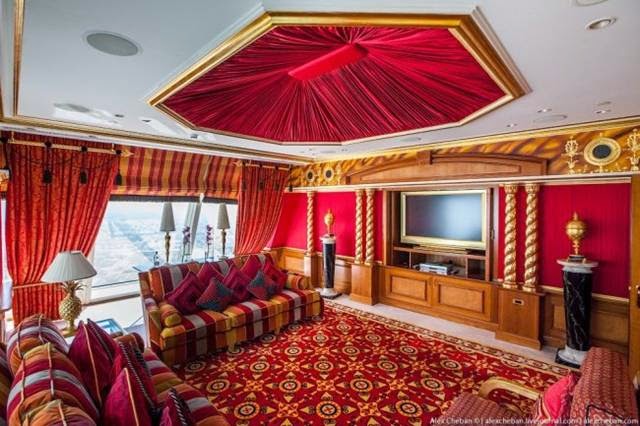 Burj Al Arab — Inside the most expensive Seven-star hotel in Dubai Burj Al Arab — Inside the most expensive Seven-star hotel in Dubai