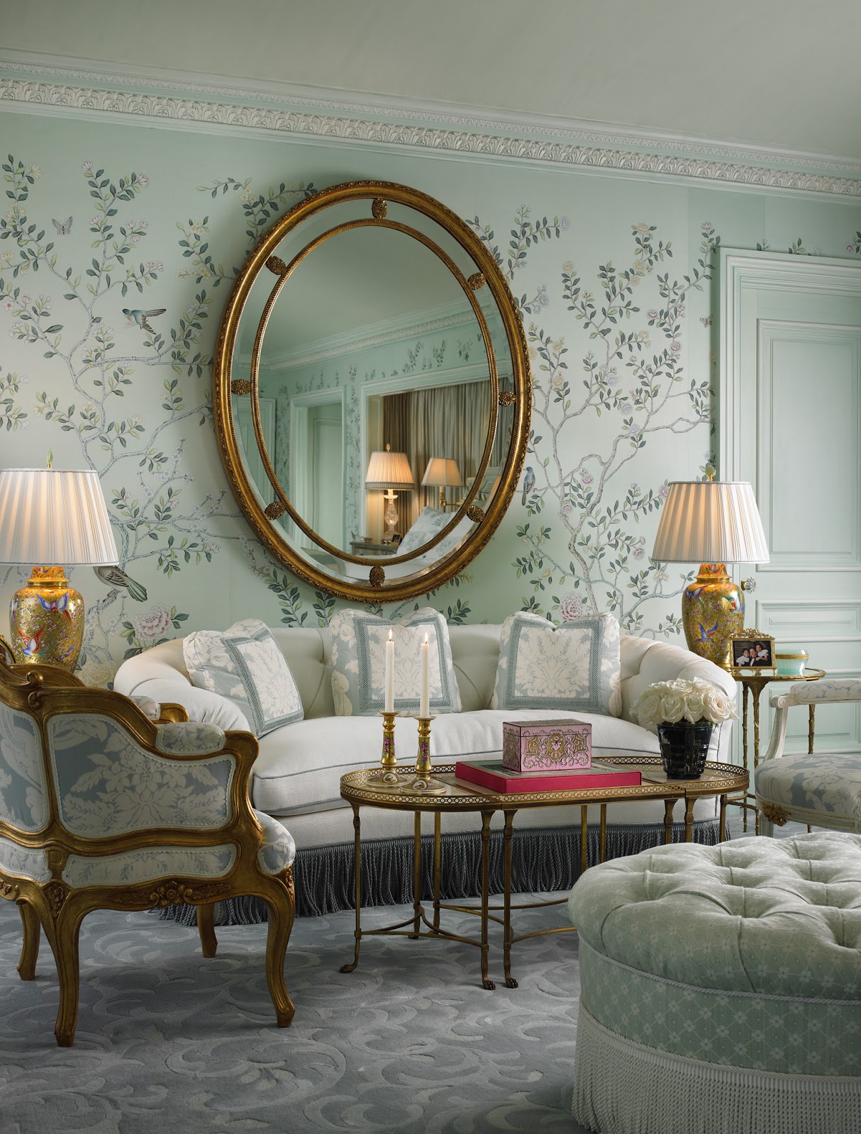 http://1.bp.blogspot.com/-cSF-CzMmMb4/UTesaLorGeI/AAAAAAAABz0/3C_Mzmt1NdQ/s1600/Scott+Snyder+Palm+Beach+Chinoiserie+hand+painted+wallpaper+de+gournay.jpg