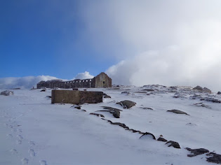 Viagem pelo Vale do Homem até às Minas dos Carris...