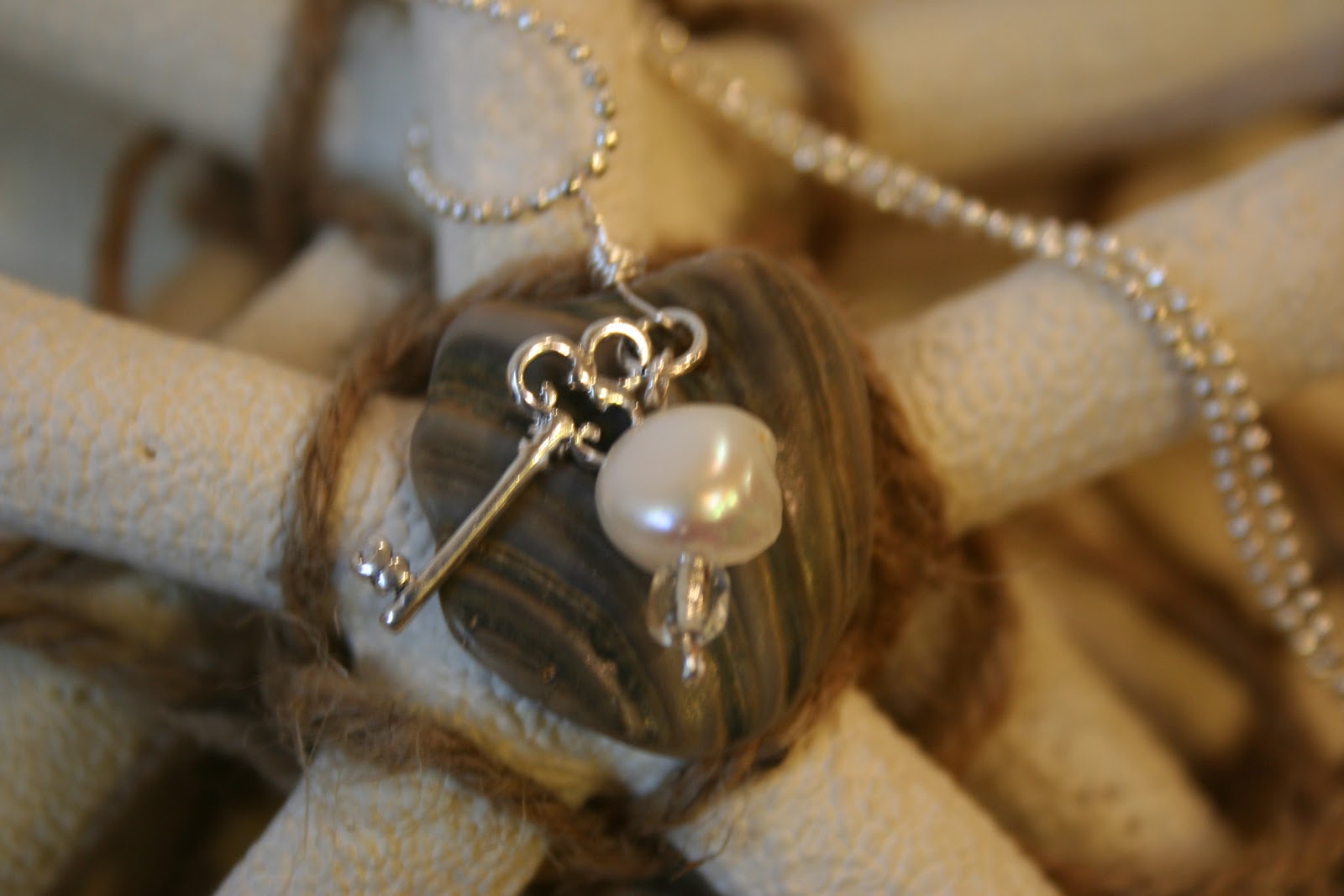 DIY Shell Necklaces {shell jewelry} Home Stories A to Z