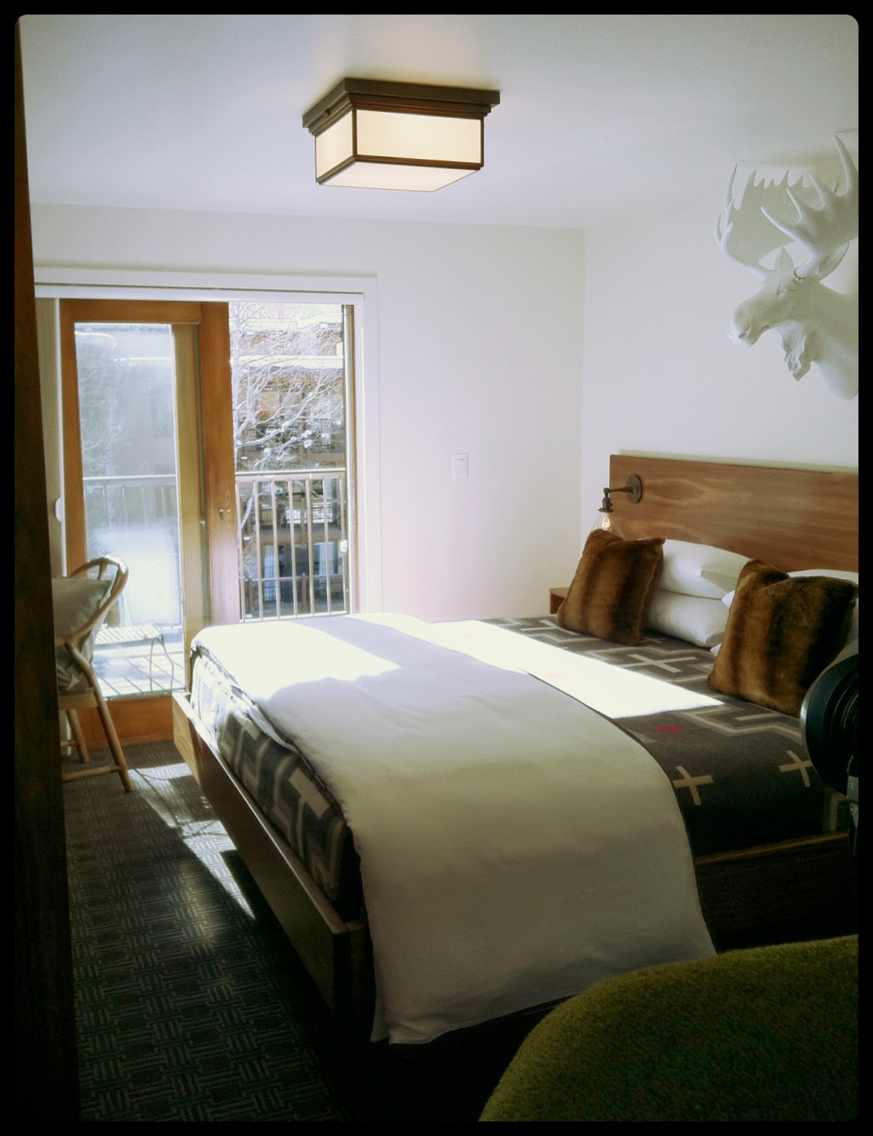 WHITE + GOLD PROJECT REVEAL THE HOTEL DURANT