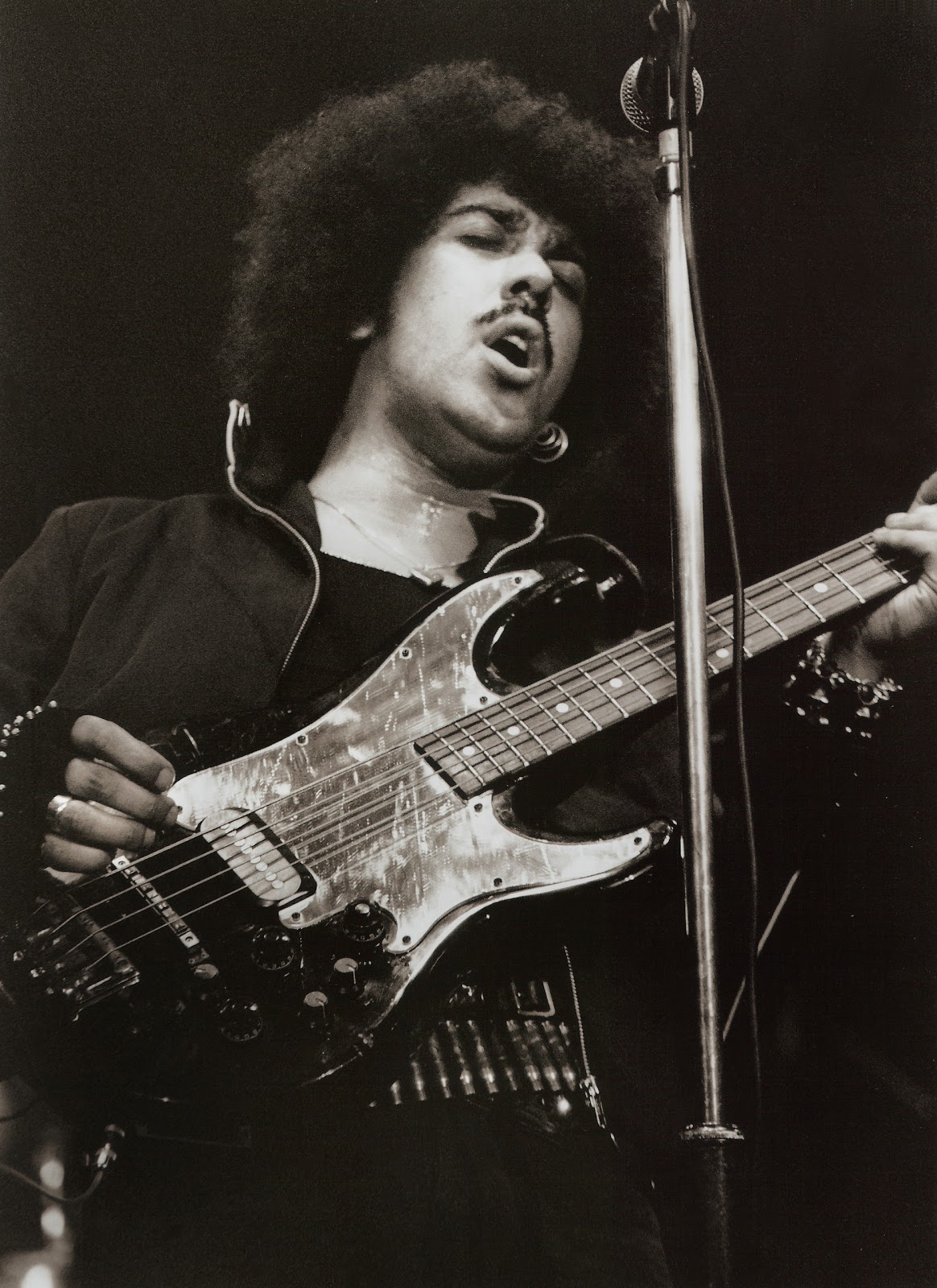 Burning Wood: &ldquo;Phil Lynott&rdquo; : THE WEEKEND MIX