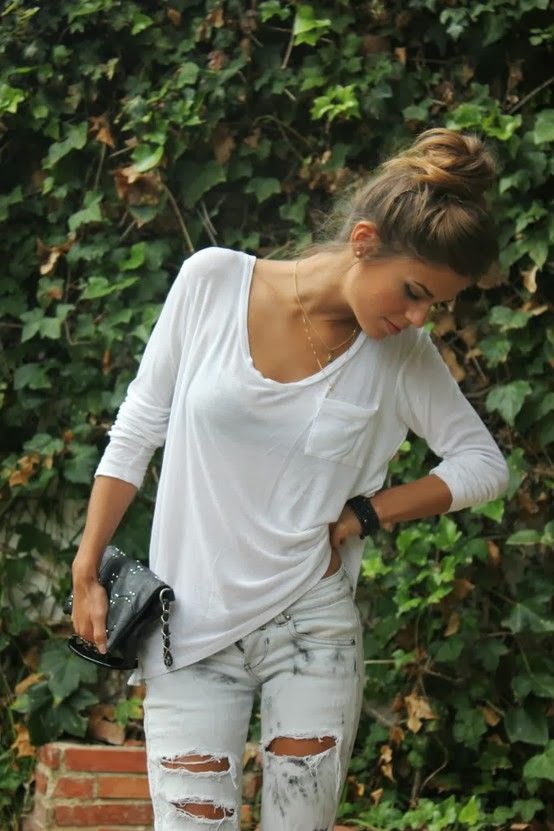 FASHION, BEAUTY, LIFESTYLE!!! CHIC WAYS TO WEAR WHITE TEES