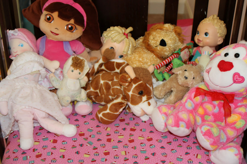 Seamingly Smitten How to make your own crib sheets inspired by