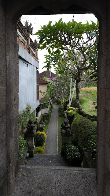 Acceso a residencia balinesa en Ubud Acceso a residencia balinesa en Ubud