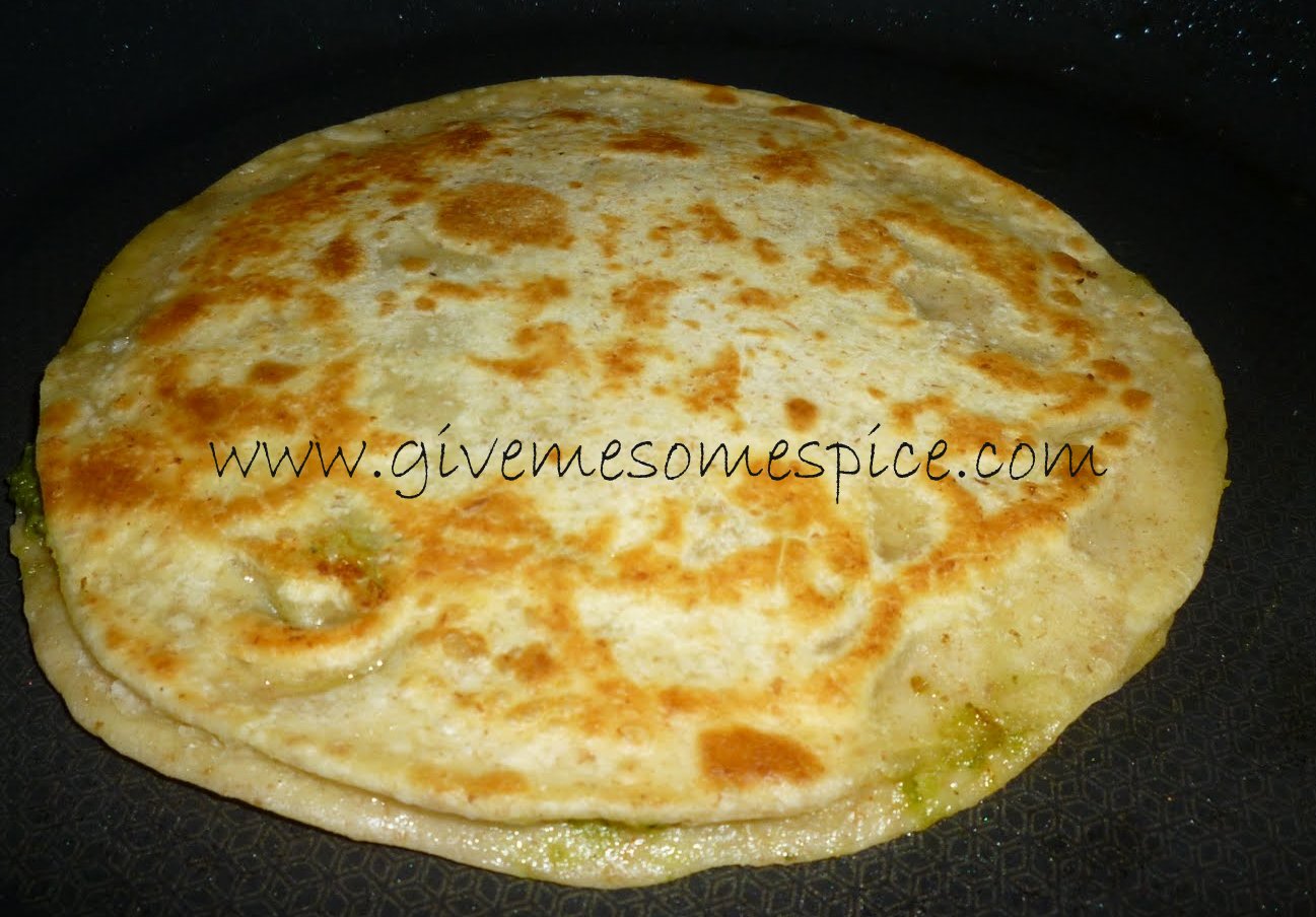 pizza paratha