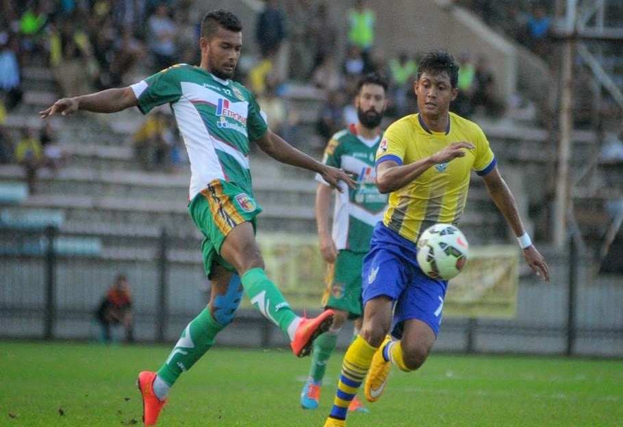 Gresik United Tundukkan Mitra Kukar 3-2 Gresik United Tundukkan Mitra Kukar 3-2