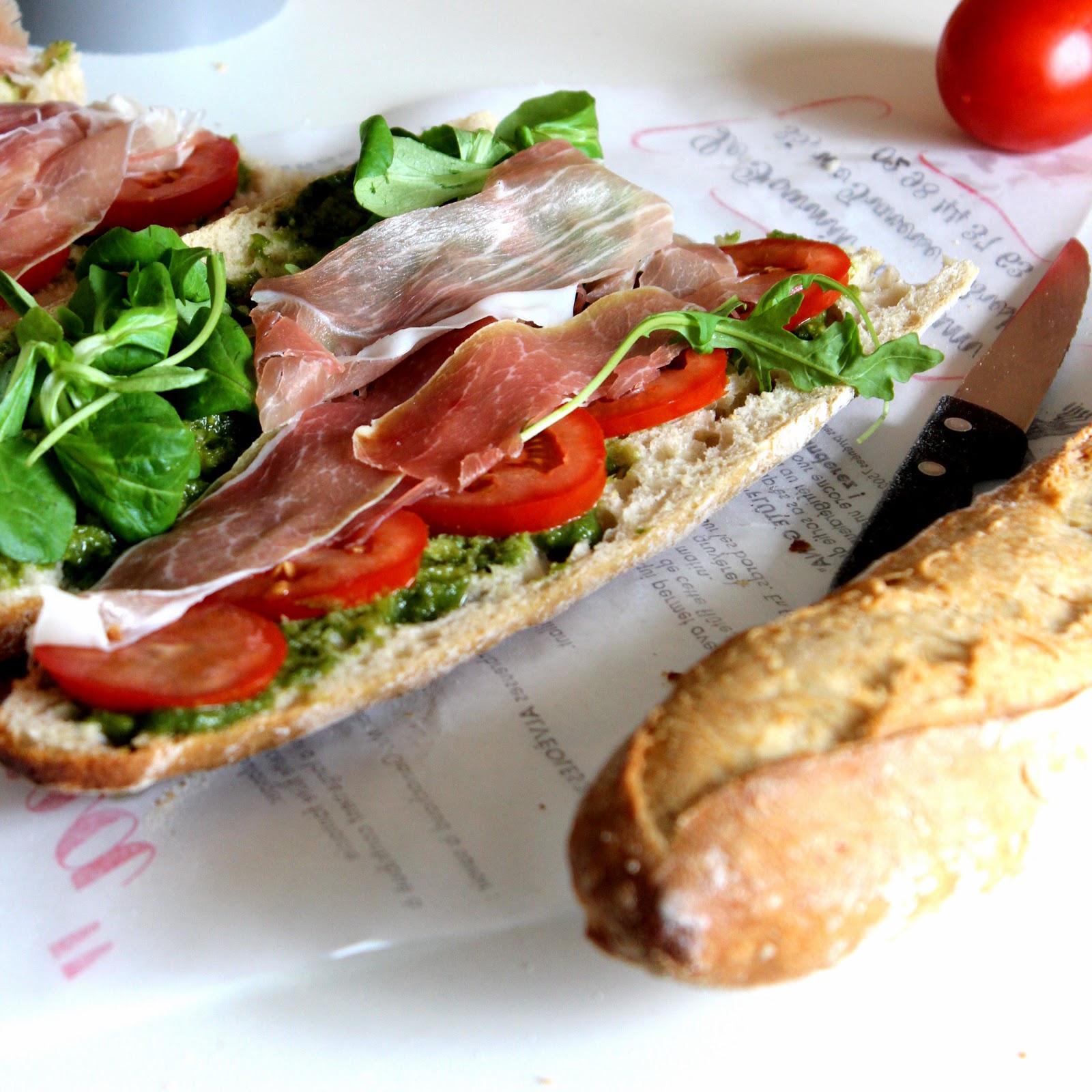 Comme une envie de Sandwich Pesto & Jambon Fumé