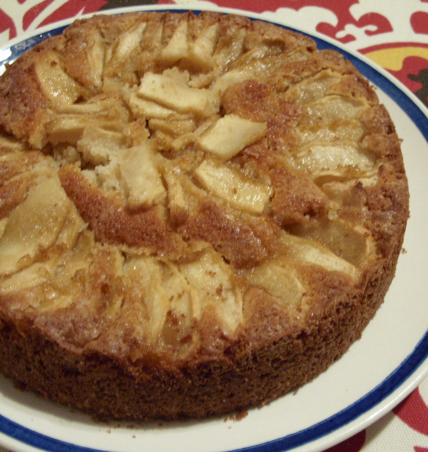 Eat The Blog: Old Fashioned Apple Cake