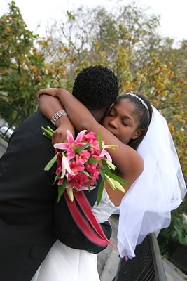 http://1.bp.blogspot.com/-cZcgHEqs0Iw/UBBduhOR0RI/AAAAAAAAAc8/0pF0qFyGtVE/s1600/black_wedding_couple.jpg
