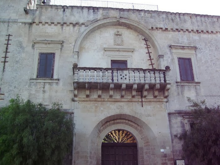 Palazzo baronale di Casamassella(Lecce).