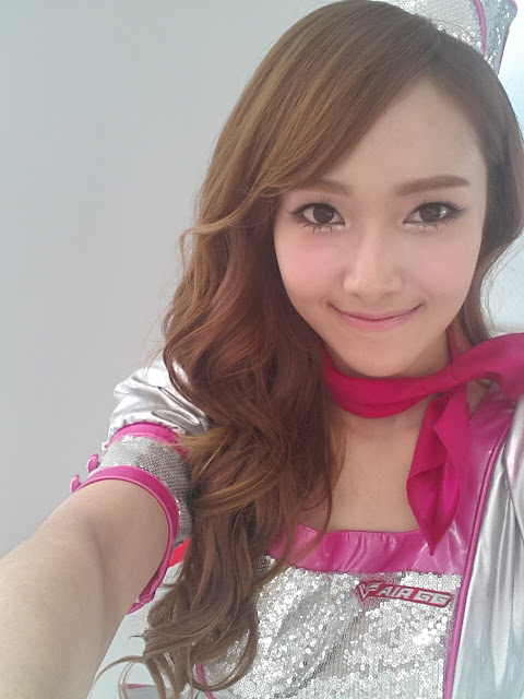 [PICs][8.12.2012] SNSD Jessica và hình ảnh của cô mặc trang phục từ 'Flower Power' Snsd+jessica+gorgeous+photo