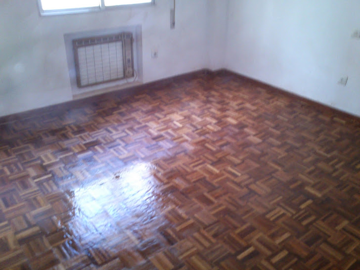 montaje 2012 restauracion de suelo  de parquet en sapely