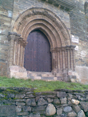 PUERTA DEL PERDON-IGLESIA DE SANTIAGO