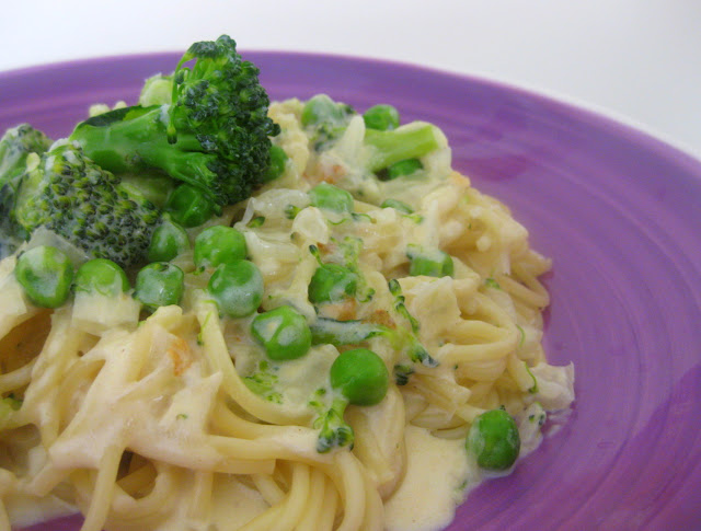 Spaghetti Con Brócoli Y Guisantes
