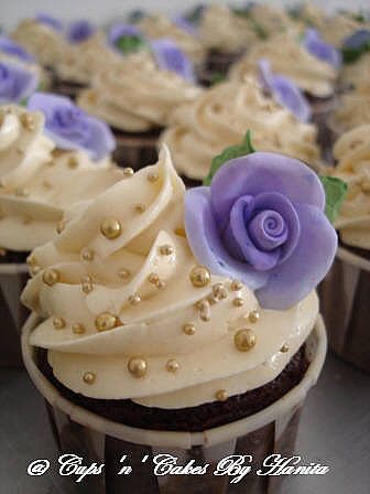 Wedding Cake Cupcake Love