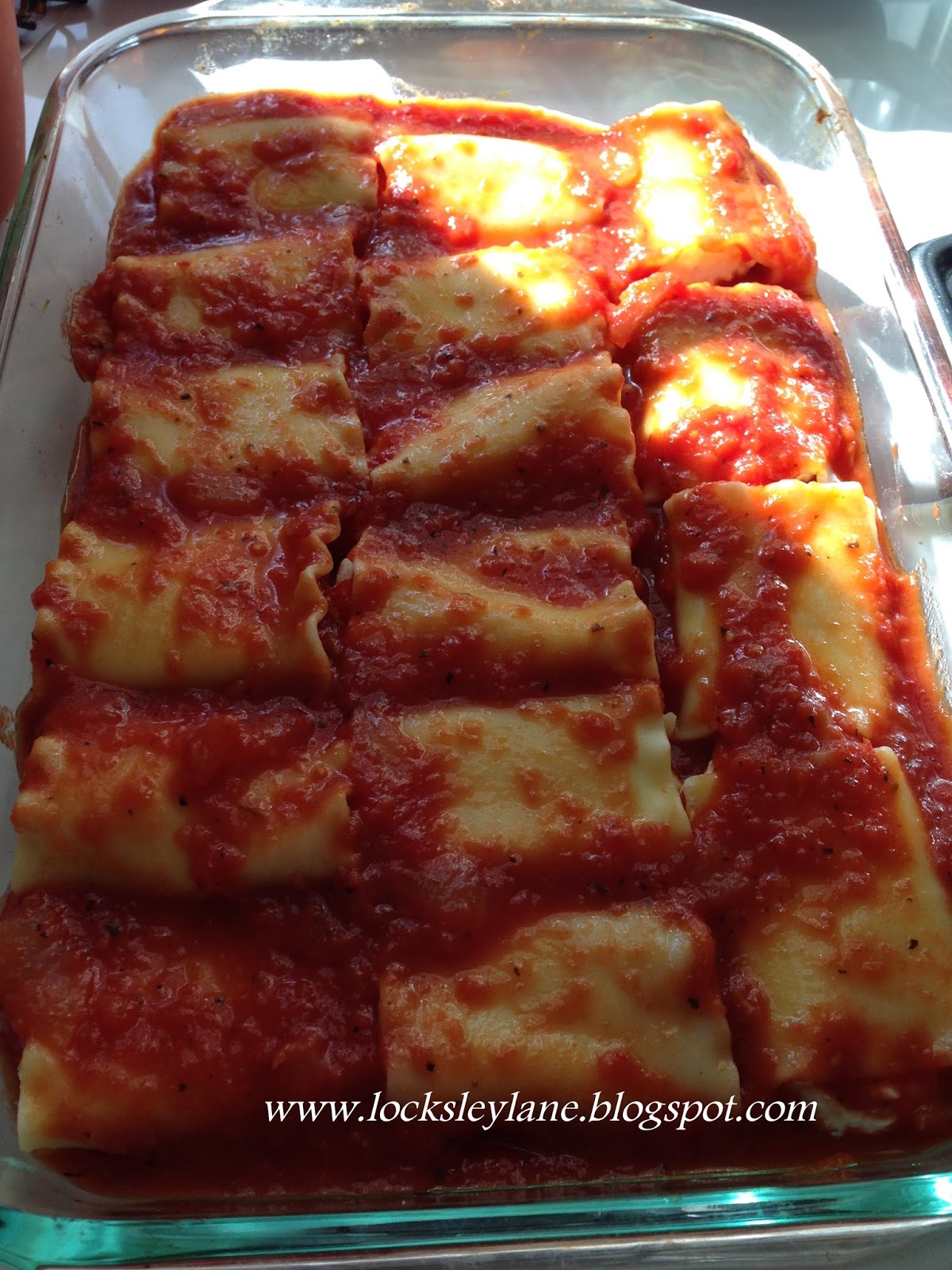 Locksley Lane Momma's Manicotti