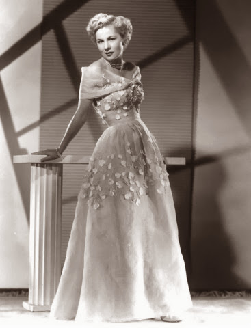HVB vintage wedding blog - Remembering Joan Fontaine, a vintage beauty